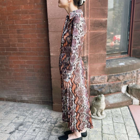 Karen Millen Pleated Collared Snakeskin Print Belted Maxi Shirtdress 2P NWT - Picture 2 of 13